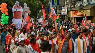 West Bengal polls: EC bans roadshows, bike rallies due to Covid-19 spike - livemint.com - India