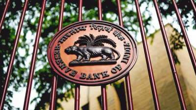 Rising covid cases biggest challenge to recovery: RBI MPC minutes - livemint.com - India