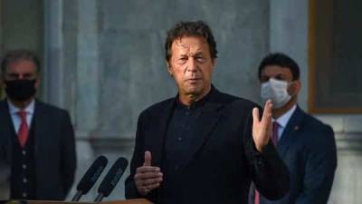 'We must fight this global challenge together': Pakistan PM Imran Khan prays for India amid Covid surge - livemint.com - India - Pakistan