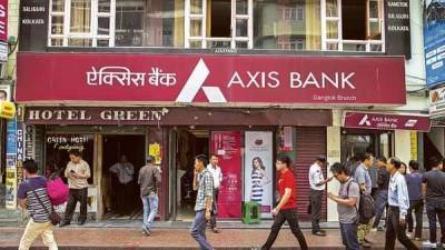 Axis Bank warns of slowing collections in coming weeks amid Covid second wave - livemint.com - India - city Mumbai