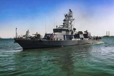 US Navy fires warning shots in new tense encounter with Iran - clickorlando.com - Iran - Usa - city Dubai