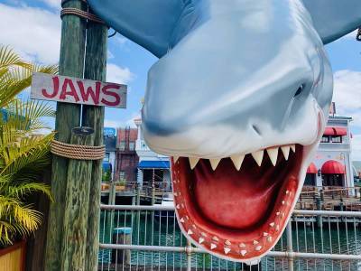 Jaws hanging shark returns to Universal Orlando dock - clickorlando.com - state Florida - San Francisco