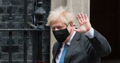 Boris Johnson - Boris Johnson slammed for visiting wall for Covid victims 'under cover of darkness' - mirror.co.uk