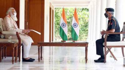 Chief General Naravane briefs PM Modi about Indian Army’s covid assistance - livemint.com - India