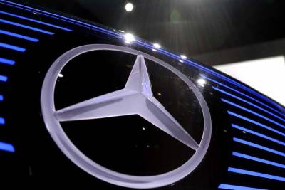 Daimler Truck, Volvo to make fuel cells in Europe from 2025 - clickorlando.com - Germany - Eu - Sweden