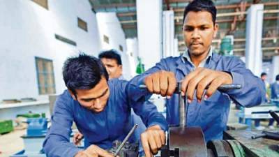 Covid surge is holding back labour codes’ implementation - livemint.com - India