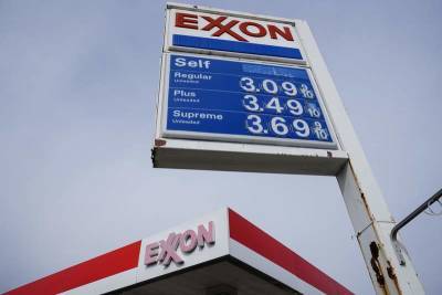 Exxon posts $2.7B quarterly profit after unprecedented year - clickorlando.com - New York - state Texas - city Irving, state Texas