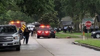 Police: Human smuggling may be involved after dozens found in SW Houston home - fox29.com - city Houston