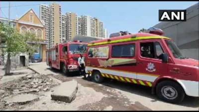 Mumbai: Fire breaks out at Dahisar Jumbo Covid Centre, 4 fire tenders at spot - livemint.com - India - city Mumbai