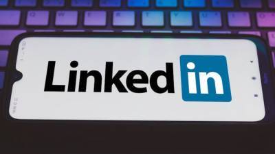 LinkedIn lets 15,900 employees take week after Easter off in push to avoid burnout - fox29.com