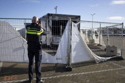 Dutch police detain man in plot to attack vaccination center - clickorlando.com - Netherlands - city Amsterdam - city Hague
