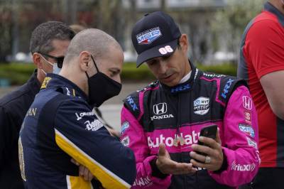 Castroneves starts getting acclimated to new team, color - clickorlando.com - Brazil - city Indianapolis