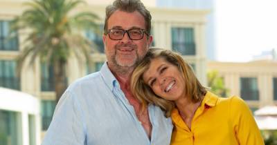 Derek Draper - Kate Garraway's husband Derek 'finally returns home' after Covid heartache - dailystar.co.uk