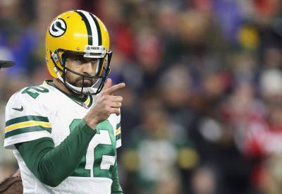 Katie Couric - Aaron Rodgers - Alex Trebek - Ken Jennings - The internet is obsessed with Aaron Rodgers guest-hosting ‘Jeopardy!’ - clickorlando.com