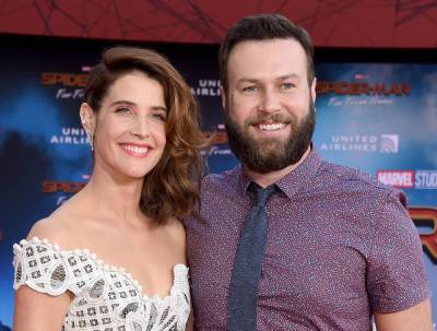 Taran Killam And Cobie Smulders Hit Disneyland On First Day Of Reopening Following COVID-19 Closures - etcanada.com - city Anaheim