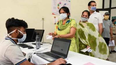 Covid-19 updates: Bihar cancels leave of all health officials till May 31 - livemint.com - India