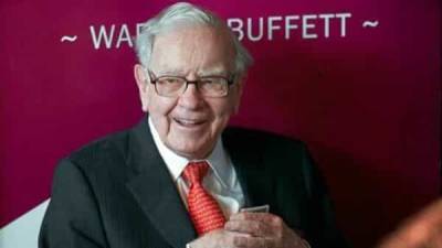 Warren Buffett - Warren Buffett's Berkshire recovering from pandemic, buys back more stock - livemint.com - India