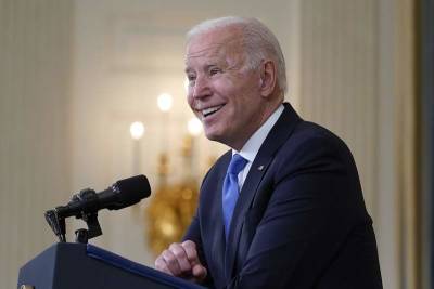 Joe Biden - AP-NORC poll: Biden approval buoyed by his pandemic response - clickorlando.com - Washington
