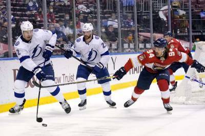 Driedger gets third shutout as Panthers beat Lightning 4-0 - clickorlando.com - state Florida - county Bay - city Tampa, county Bay