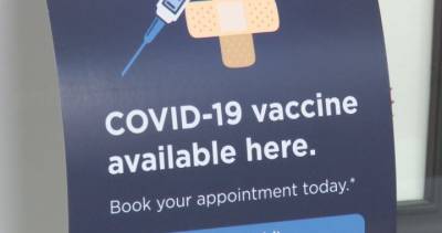 Lethbridge pharmacies discuss COVID-19 vaccine availability, 2nd doses - globalnews.ca
