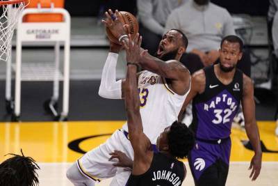 Frank Vogel - Lakers' James out at least 1 more game due to sprained ankle - clickorlando.com - New York - Los Angeles - city Atlanta - city Houston