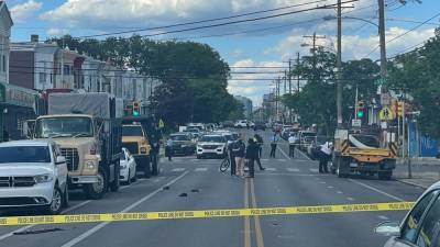 Man, 20, dies after being shot nearly a dozen times in Kingsessing quadruple shooting - fox29.com - city Philadelphia