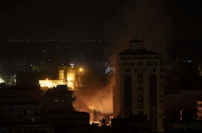 Israeli tanks pound Gaza ahead of possible ground incursion - clickorlando.com - Israel - Palestine