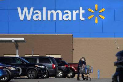 Walmart to allow vaccinated shoppers, workers to go maskless - clickorlando.com