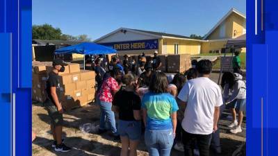 Pine Hills food giveaway offers to those still feeling impacts of pandemic - clickorlando.com - state Florida - county Pine - county Hill
