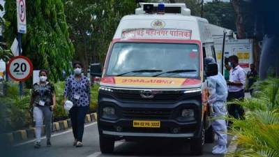 Maharashtra reports record 974 Covid deaths, 34,389 more cases; Mumbai daily count at 1,544 - livemint.com - India - city Mumbai