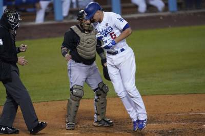 Dave Roberts - Corey Seager - Dodgers' Seager likely out for a few weeks with broken hand - clickorlando.com - Los Angeles - city Los Angeles