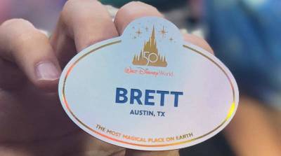 ‘Absolutely beautiful:’ Disney Cast Members to receive new ‘EARidescent’ nametags - clickorlando.com