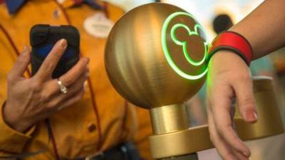 Disney stopping complimentary MagicBands for annual passholders - clickorlando.com