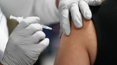 60% of US adults have received at least 1 dose of COVID-19 vaccine, Harris says - fox29.com