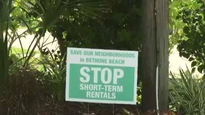 Volusia County votes 5-2 to keep short-term rental ban in place - clickorlando.com - state Florida - county Volusia
