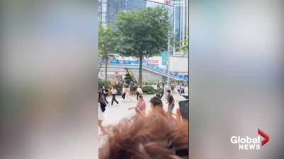 Video shows people fleeing from ‘wobbling’ skyscraper in Shenzen, China - globalnews.ca - China