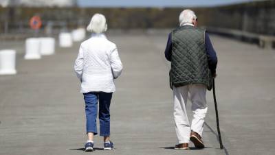Older people subjected to 'ageism and stigmatisation' during pandemic - rte.ie - Ireland