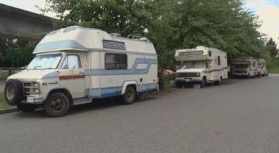 Vancouver sets deadline for RV campers to leave city streets - globalnews.ca