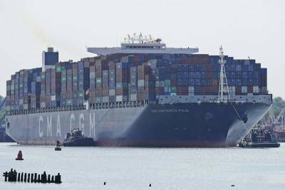 Largest container ship hits East Coast as ports see surge - clickorlando.com - state New Jersey - state Virginia - state South Carolina - Georgia - county Norfolk - Charleston, state South Carolina - city Savannah, Georgia
