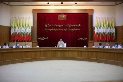 Min Aung Hlaing - Myanmar election chief considers dissolving Suu Kyi's NLD - clickorlando.com - Burma