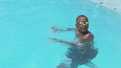 Teen saves toddler from drowning at pool party - fox29.com - state Georgia - county Henry