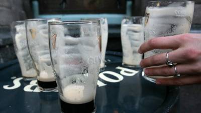 Publicans call for indoor opening 'no later' than July 1 - rte.ie - Ireland