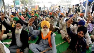 Farmers urged to call off mass protest amid covid 'super-spreader' risk - livemint.com - city New Delhi - India - state Massachusets - city Delhi