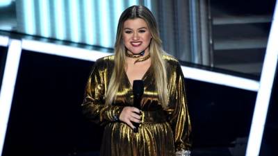 Kelly Clarkson - Kelly Clarkson to replace Ellen DeGeneres' daytime slot - fox29.com - Los Angeles