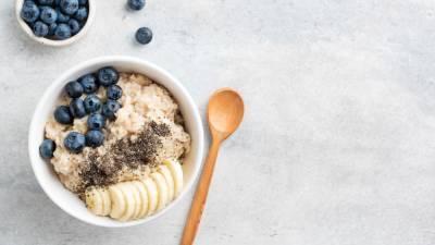 Is Oatmeal Good for You? 3 Health Benefits You Might Be Missing Out On - glamour.com