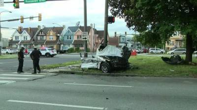 Police: 1 killed, 2 hurt in violent two-car crash on Roosevelt Boulevard in Olney - fox29.com
