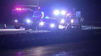I-295 Crash: 5 kids, 2 adults hurt in Mt. Laurel rollover crash - fox29.com - county Laurel - state New Jersey - county Burlington