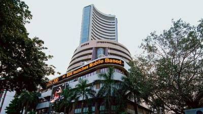 MPC decision, macroeco data, COVID-19 trends to dictate market trends this week: Analysts - livemint.com - India