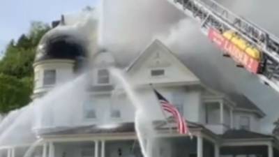 Historic cottage catches fire on Mackinac Island, Michigan - fox29.com - county Island - state Michigan