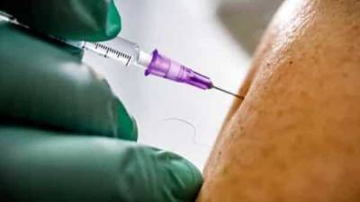 Centre to provide 12 crore covid-19 vaccine doses to states & UTs in June - livemint.com - India